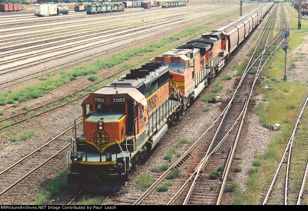 Grain train rolls west